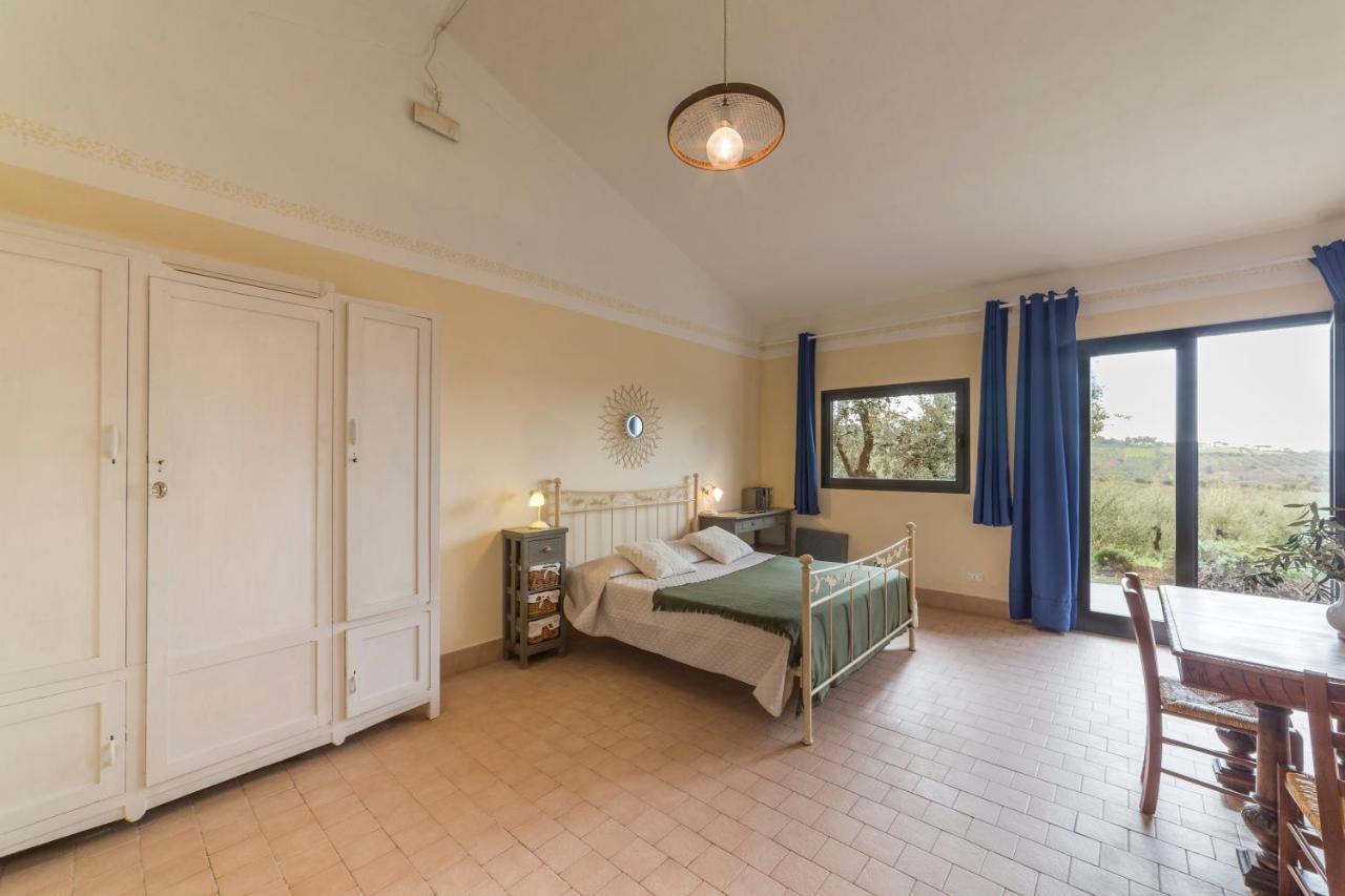Agriturismo Ss Annunziata Сан-Винченцо Экстерьер фото
