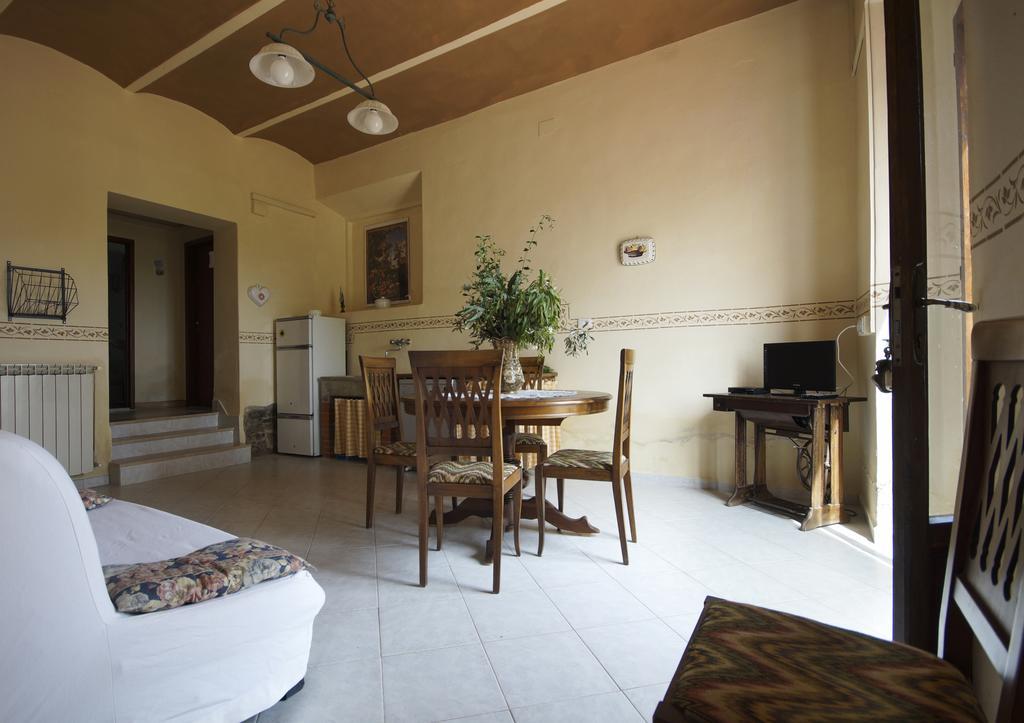 Agriturismo Ss Annunziata Сан-Винченцо Экстерьер фото